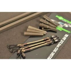 KORDA COG Booms Flat Lead System Kit 11 KORDA COG Booms Flat Lead System Kit -Fox Shop korda cog booms flat lead system kit kcog3 kcog4 kcog5 kcog6 kcog7 klein materiaal en toebehoren 4